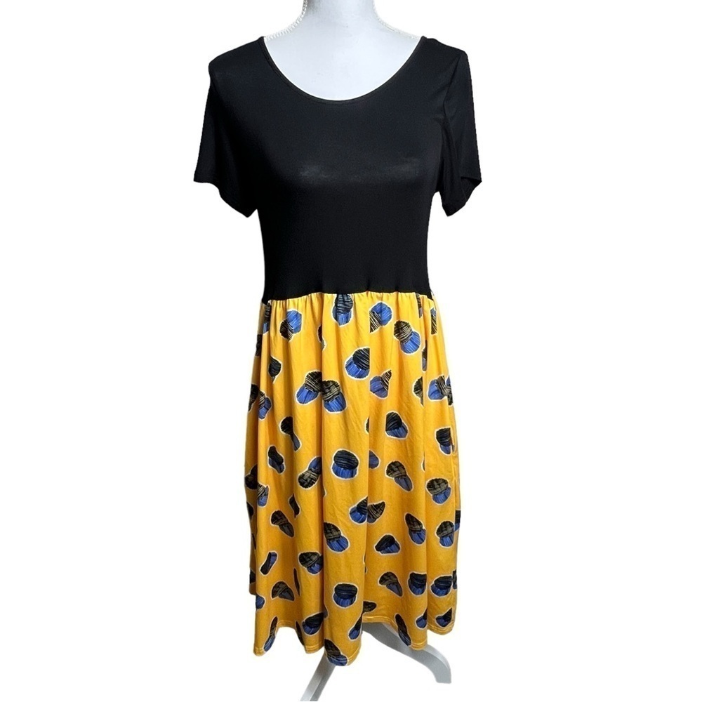 Enmain Dress Women's Medium Short Sleeve Midi Black Yellow Stretch